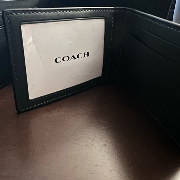 3 in 1 Retro Coach Leather Men’s wallet! Brand new with TAGS! - Picture 8 of 15